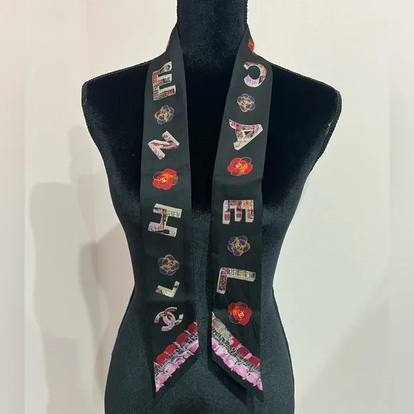 PLEASE READ! – Chanel Customer Appreciation - Picture 5 of 13